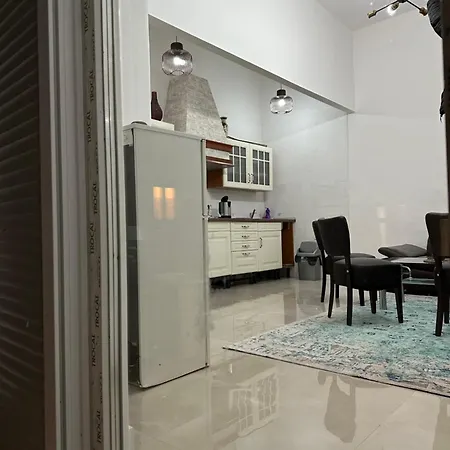 Kol شقة سراييفو
